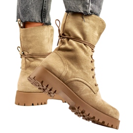 Stivali da lavoro da donna in camoscio beige con lacci 1