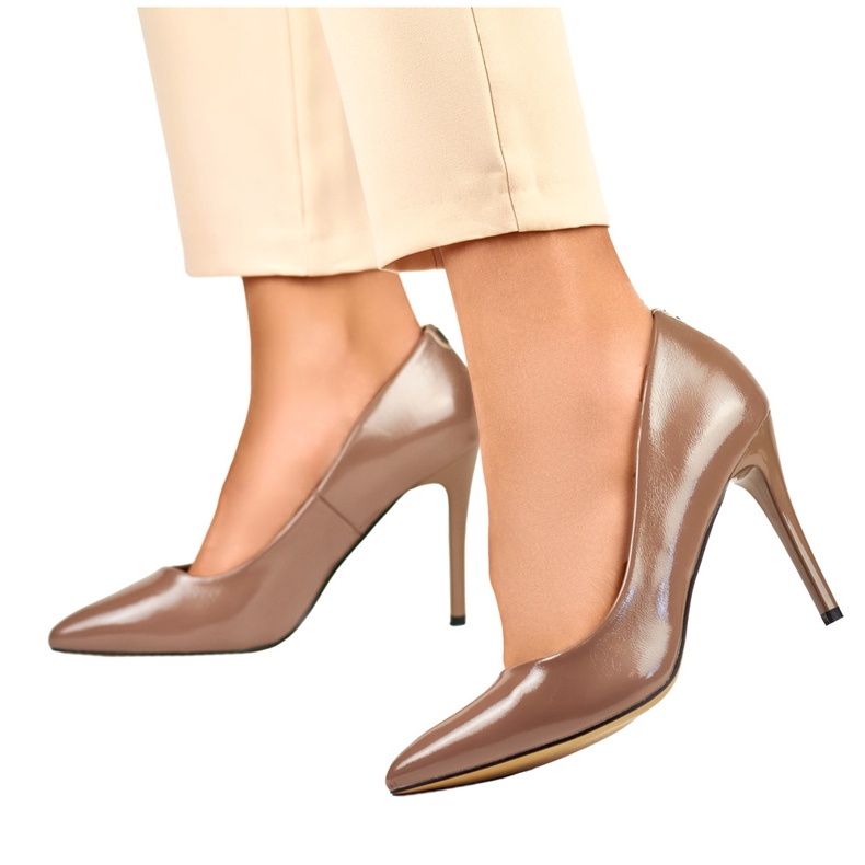 Tacchi a spillo da donna in vernice marrone beige 1