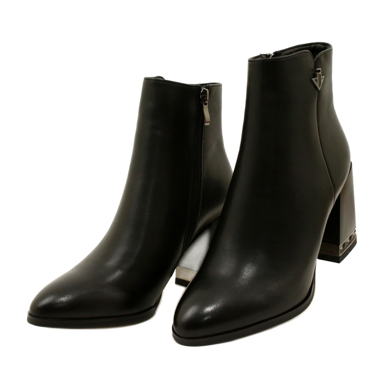 Stivali isolati neri da donna con filippo DBT4842/23 BK nero 7