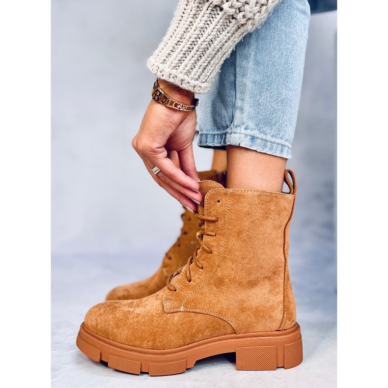Zoe Camel lavoratrici allacciate marrone 1