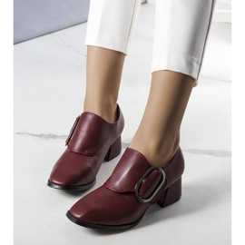 PA1 Décolleté con tacco bordeaux di Ailani rosso 1
