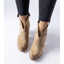 Stivali da cowboy isolanti ritagliati beige di Brunilde 1