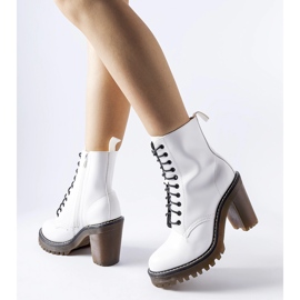 Stivaletti stringati Ezio bianchi bianco 1