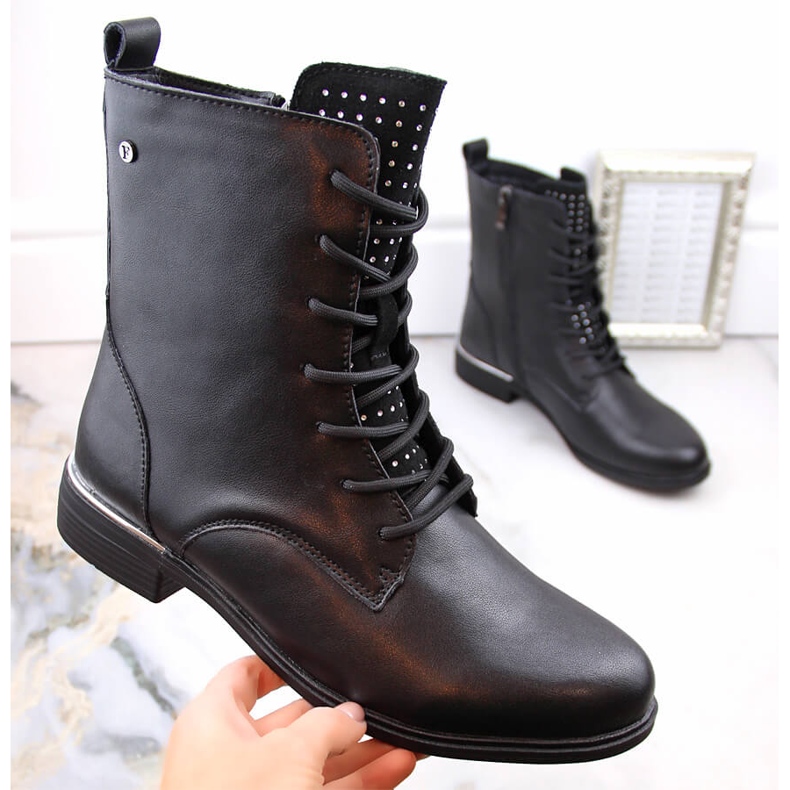 Stivali da donna in pelle con zirconi, isolati neri, Filippo DBT4747 nero 1