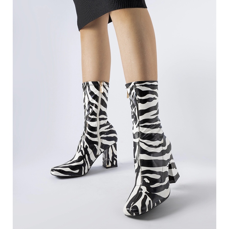 Stivaletti Upland in simil zebra nero 1
