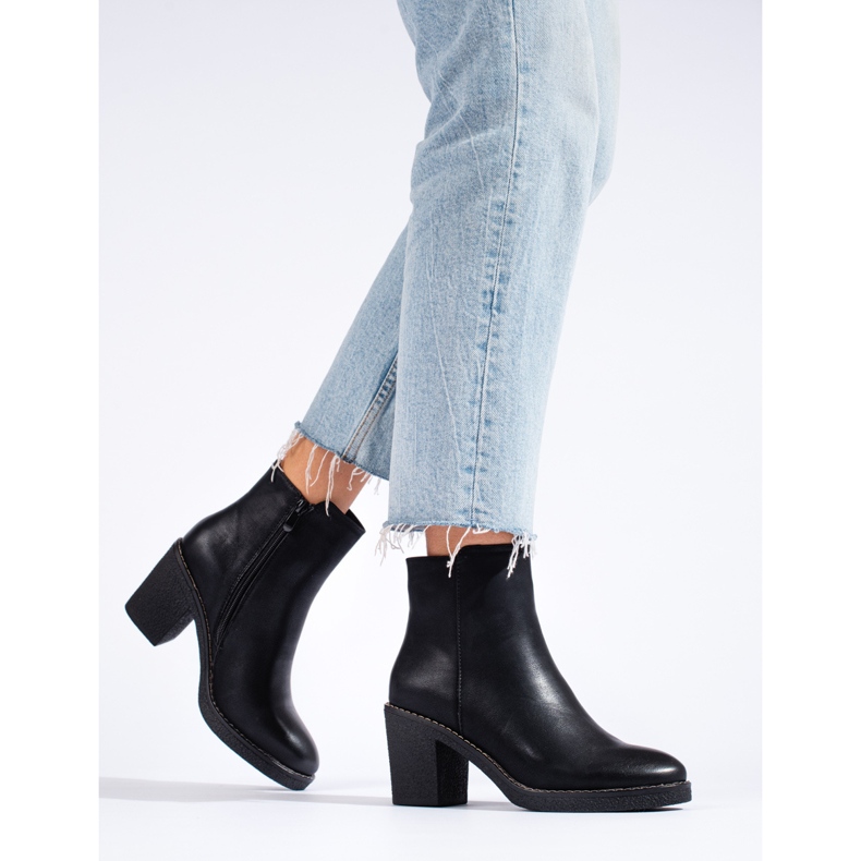 SHELOVET Stivaletti classici neri con tacco alto nero 1