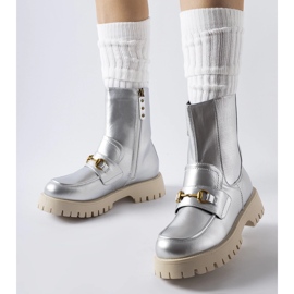 Stivaletti Overlook isolati argento d'argento 1