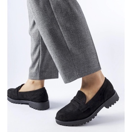 Mocassini classici neri realizzati in eco-camoscio nero 1