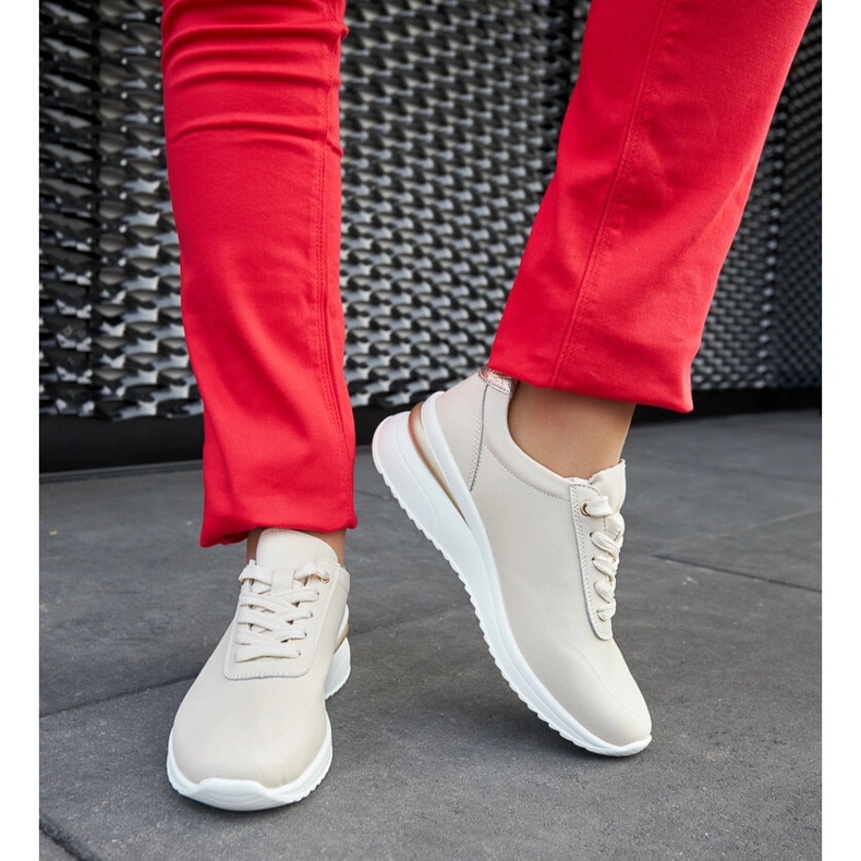 Sneakers con zeppa in pelle beige di Federico 2