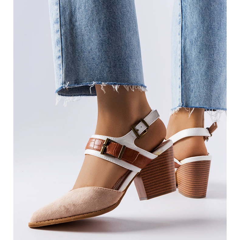 Décolleté con tacco a spillo beige di Hardouin 1