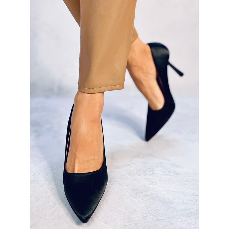 Décolleté con tacco unico di Lesley Black nero 1