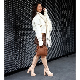 Stivali beige con plateau e tacco di Zoccorino 1