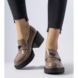 Mocassini in vernice marrone di Hobbs 1