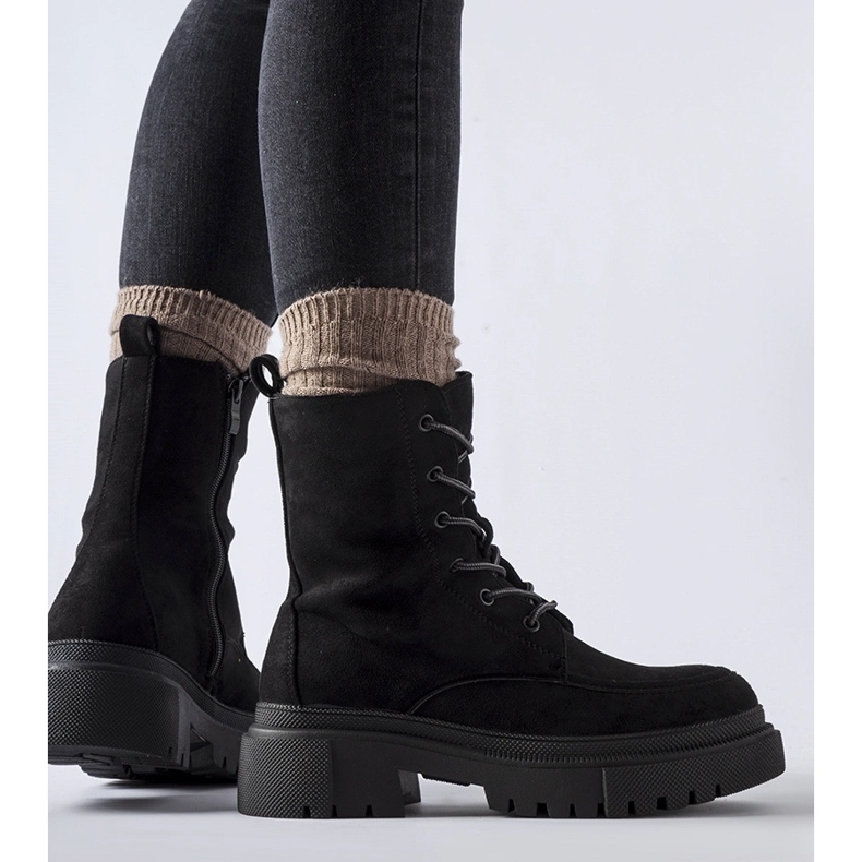 Sneaker nere con massiccia suola Riel nero 2