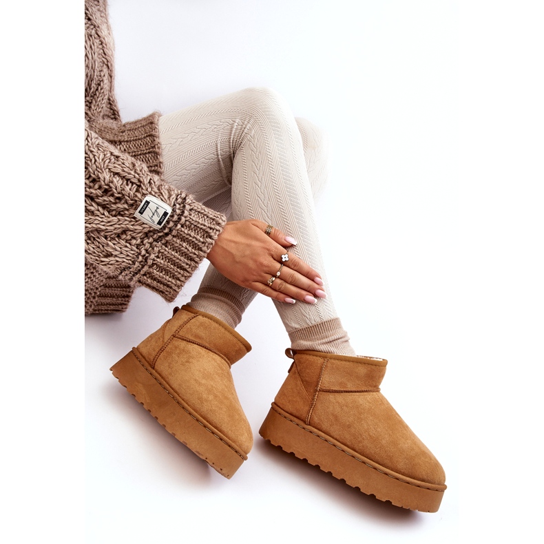 Stivali da neve con plateau da donna isolati con pelliccia Xamella color cammello marrone 3