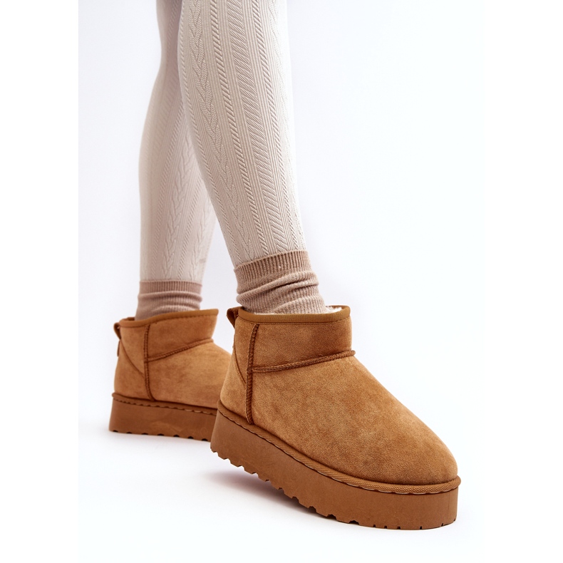 Stivali da neve con plateau da donna isolati con pelliccia Xamella color cammello marrone 1