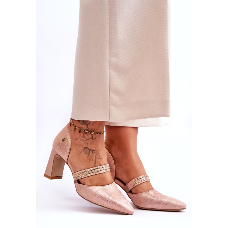 Pompe in pelle femminile con cintura e stallone Maciejka 05950-33 rosa 4