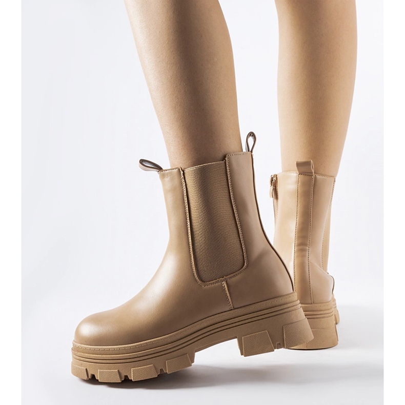 Stivaletti beige sulla piattaforma Placido 1