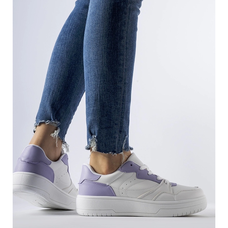 Sneaker bianche con accenti viola Fournie bianca 1
