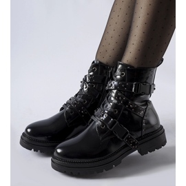 Stivaletti in vernice nera con borchie Hialeah nero 2