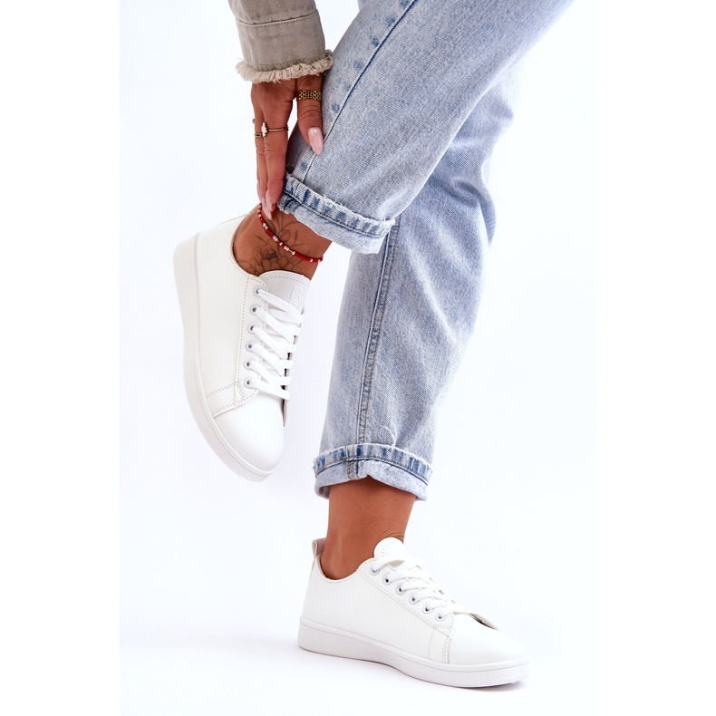 News Sneakers classiche in pelle da donna bianche illimitate bianca 3