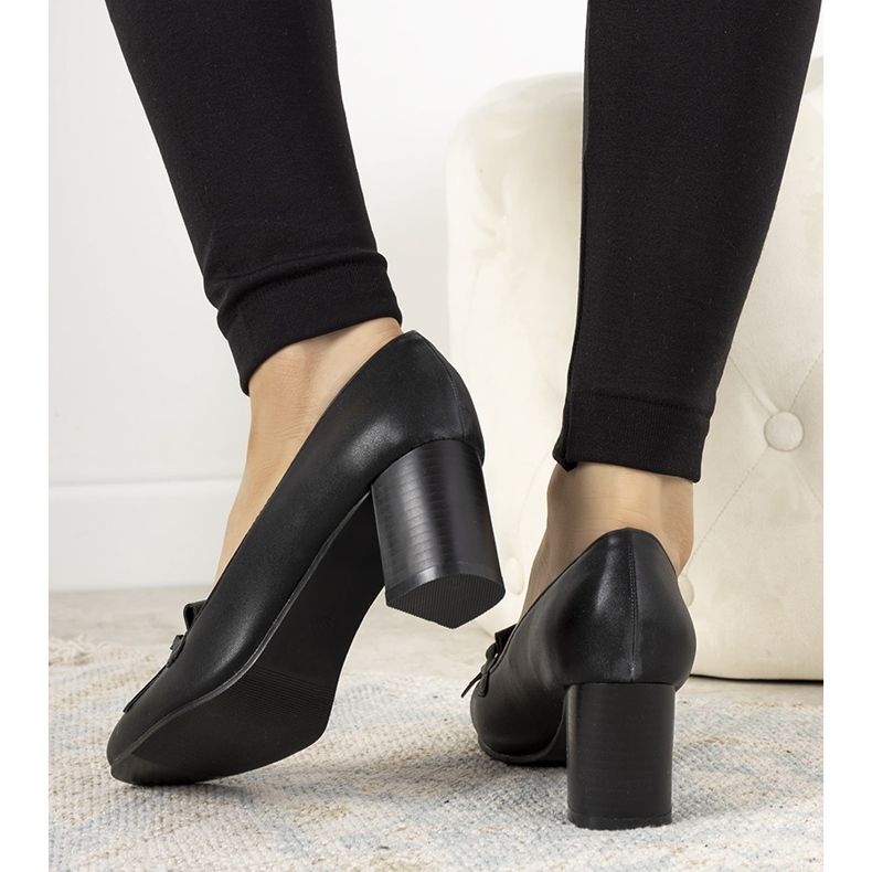 Décolleté nere su palo in ecopelle di Alice nero 1