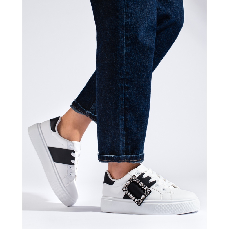 Sneakers bianche da donna con inserto Shelovet nero bianco 1