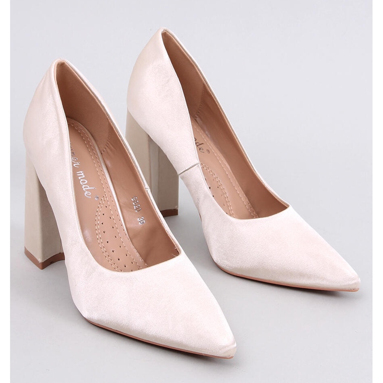 Décolleté con tacco alto in raso Beige Astia 1