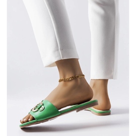 Eleganti ciabatte verdi con catena di Corbin verde 2