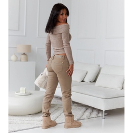 Doposci corti isolanti beige di Menaggio 1