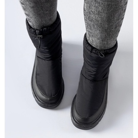 Doposci Whitetail isolati neri nero 1