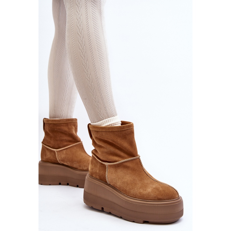 Stivali da donna in pelle su una suola massiccia Camel Zazoo 3424 marrone 1
