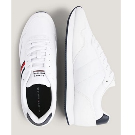 Scarpe Tommy Hilfiger Core Lo Runner Pu M FM0FM048340K9 bianca 1