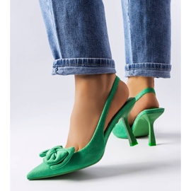 Spille verdi con fiocco di Olengo verde 2