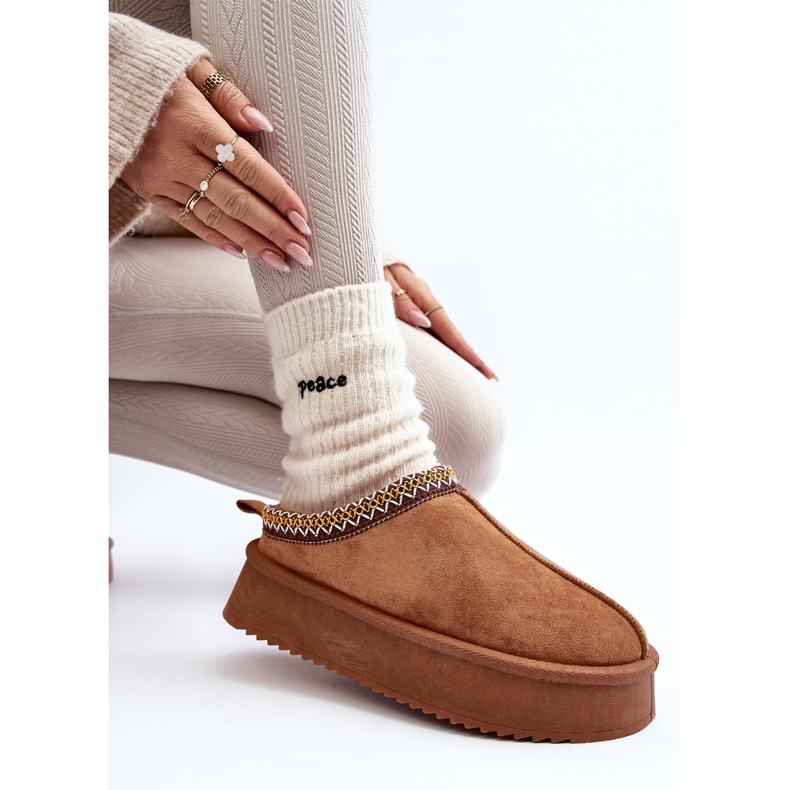 Ciabatte con suola spessa realizzate in eco-camoscio Camel Sylva marrone 2