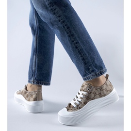 Sneakers marroni decorate con il monogramma Cavi beige 1