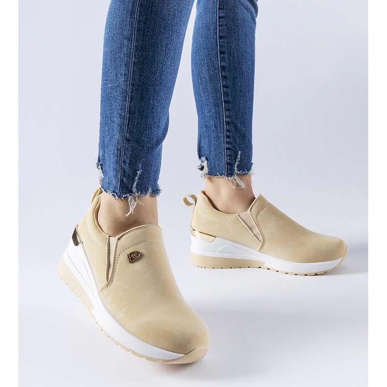 Sneaker slip-on con zeppa Vitale beige 1