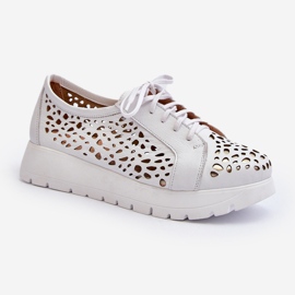 Scarpe traforate in pelle da donna Zazoo 2821 bianca 1