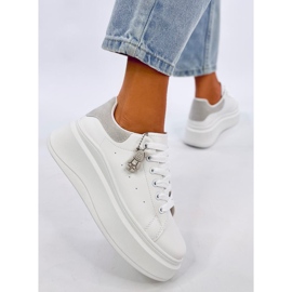 Sneakers con zeppa Liezel Grey con pendente bianca 1