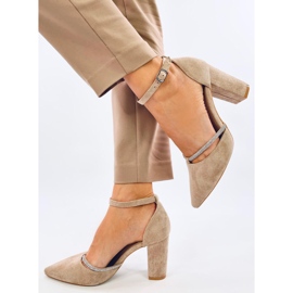 Décolleté Ingrid Khaki con tacco alto e strass beige 2