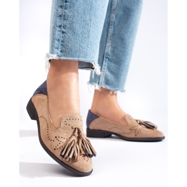 Mocassini in camoscio beige traforato di Daszyński 1