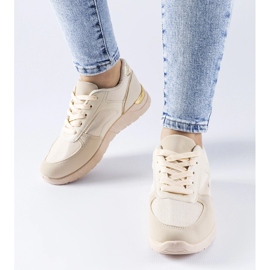 Sneakers beige realizzate con materiali Gallo combinati 1