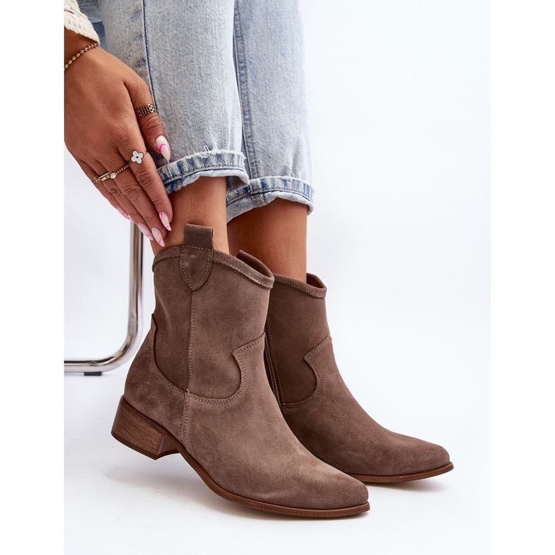 Zazoo 3329 Stivali da cowboy in pelle scamosciata con tacco basso Beige scuro 1