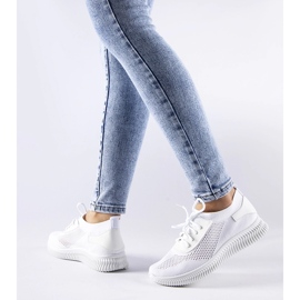 Sneakers bianche traforate di Pierantonio bianca 1