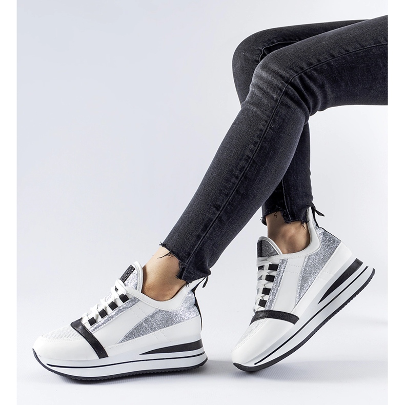 Sneakers bianche glitterate sulla piattaforma Marcè bianco 1