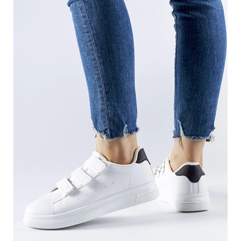 Sneakers bianche con chiusura in velcro di Paré bianca 1