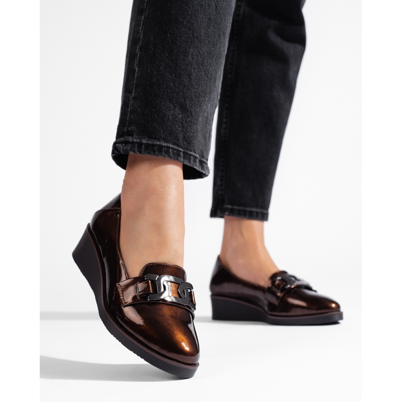 W. Potocki Potocki scarpe da donna in vernice con zeppa bassa marrone 1