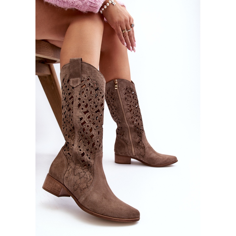 Zazoo 3403 Stivali traforati da donna con tacco basso, Beige scuro 1