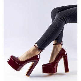 Décolleté Colle in vernice bordeaux rosso 1