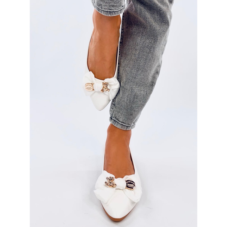 Bonnies Ballerine bianche a forma di orsetto bianco 1